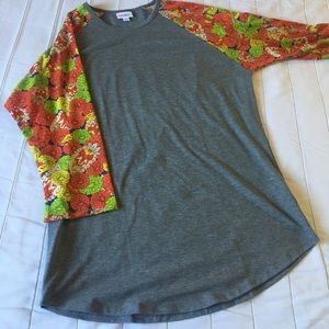 Lularoe Randy. Never worn.